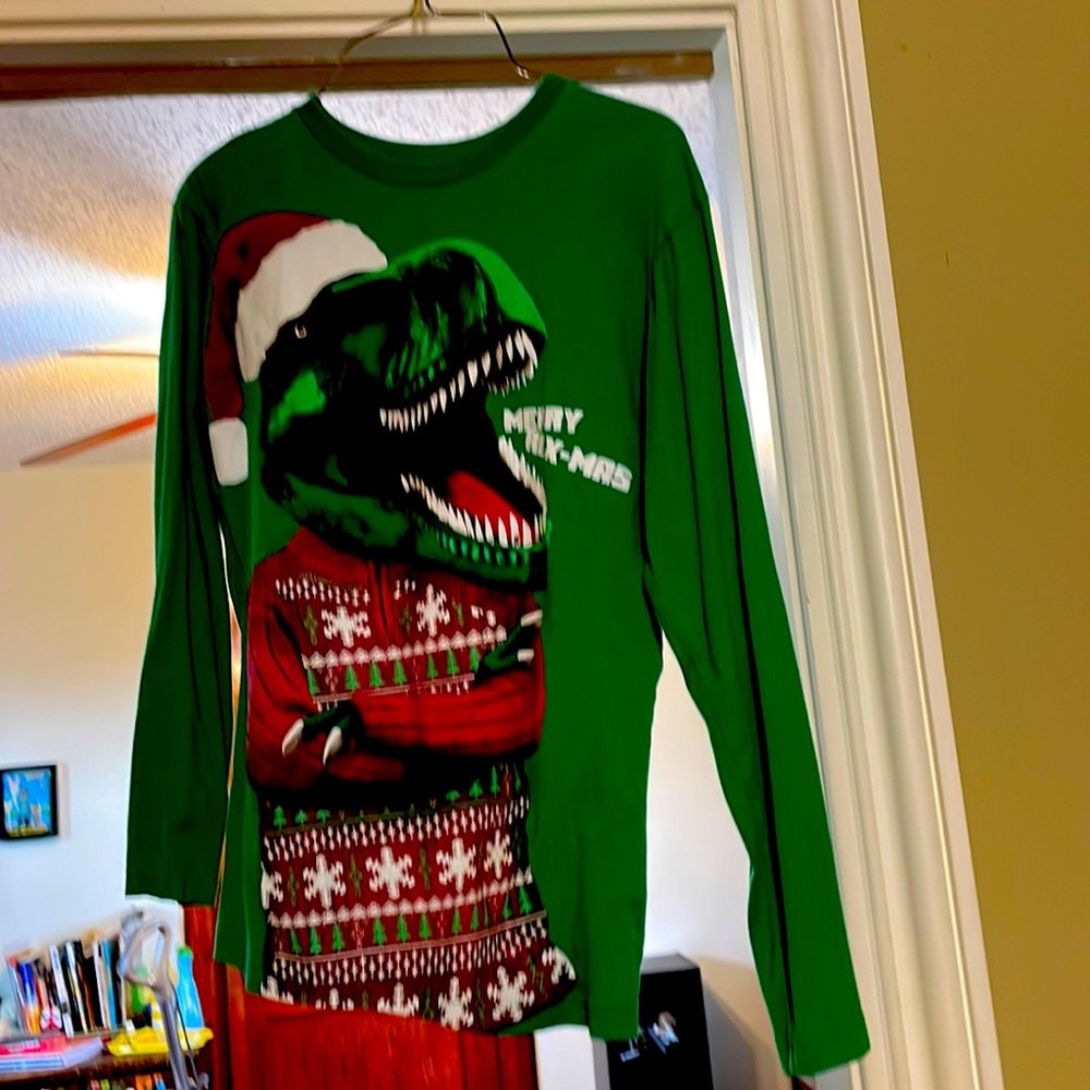 X’mas T-shirt. Boys.